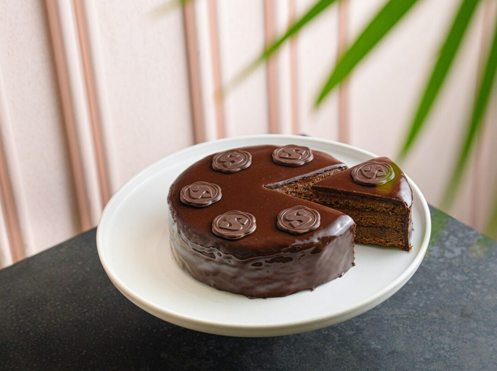 Sacher cake